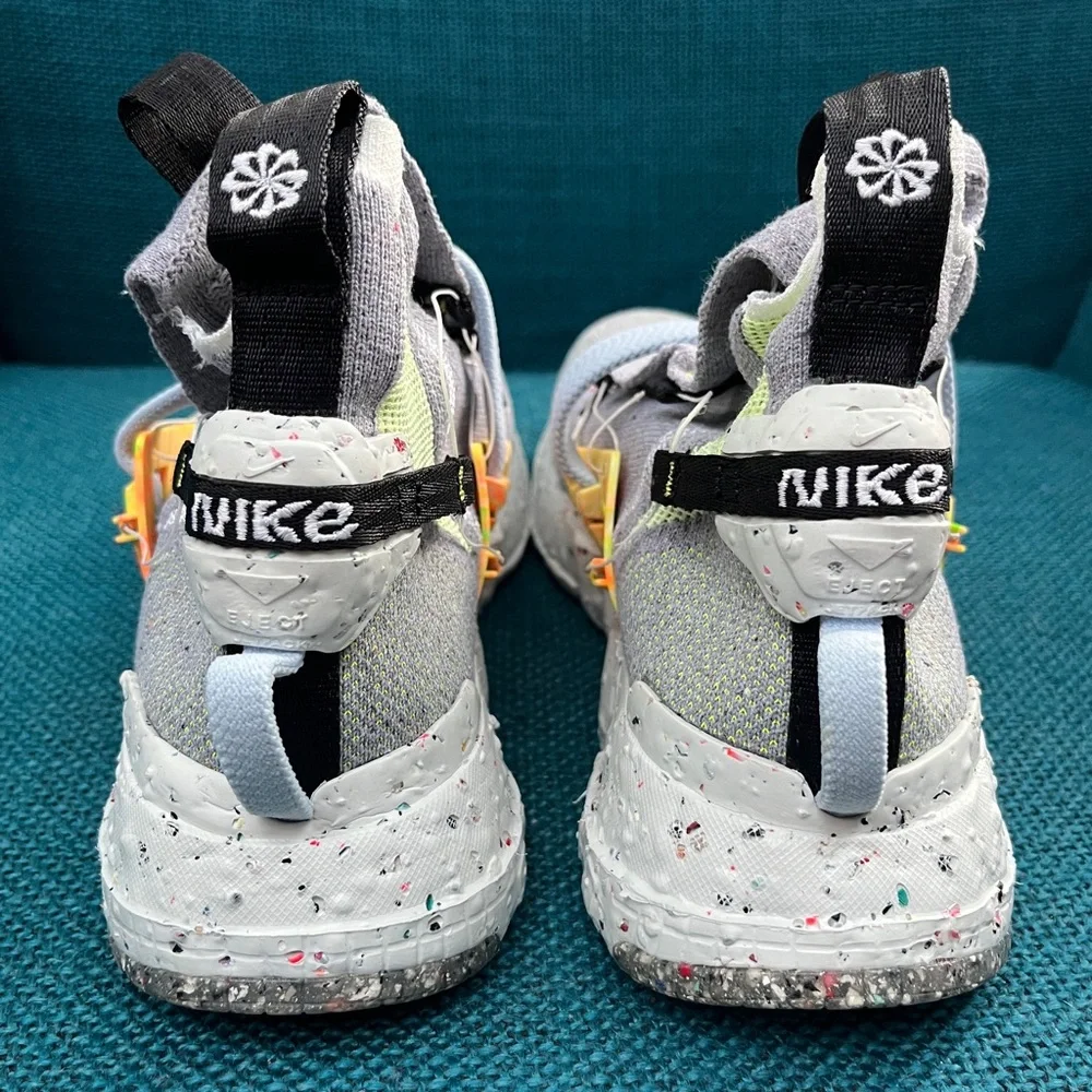 Men’s Nike Space Hippie 03 sneakers in the "Grey Volt" Size 9.5 - Picture 3 of 10